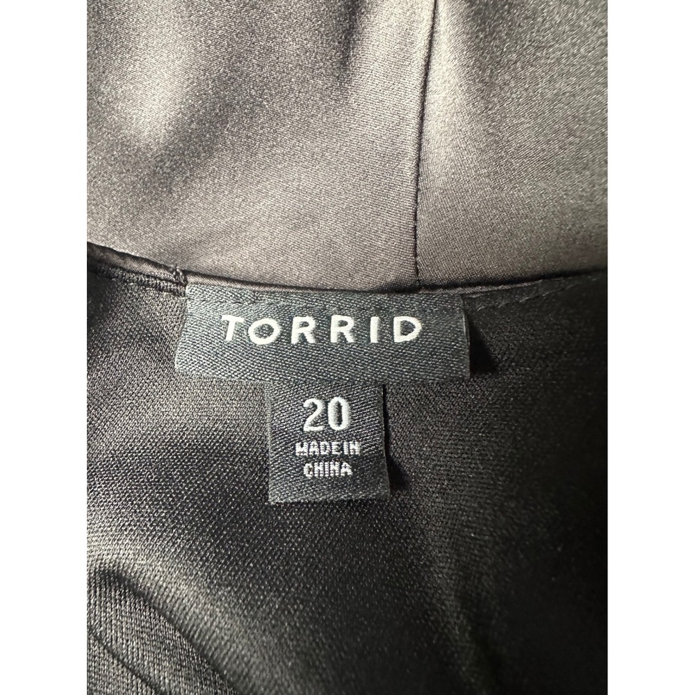 Torrid Womens Satin Fit and Flare Cocktail Dress 20 Black Sweetheart Formal LBD - Picture 3 of 15